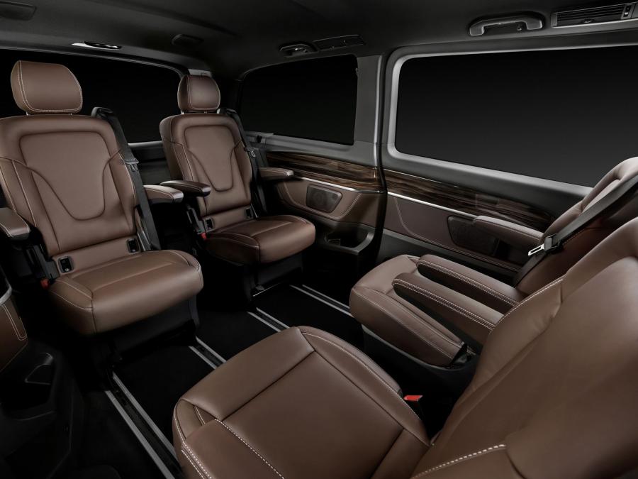  Mercedes-Benz V250 BlueTec Avantgarde Line 2014 года  (фото 15 из 22)